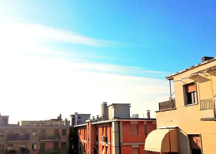 Old Center Station Bolonia