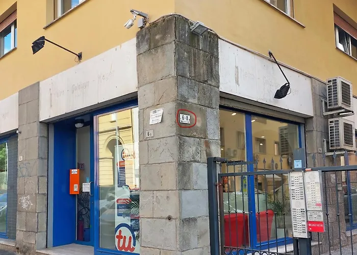 Old Center Station